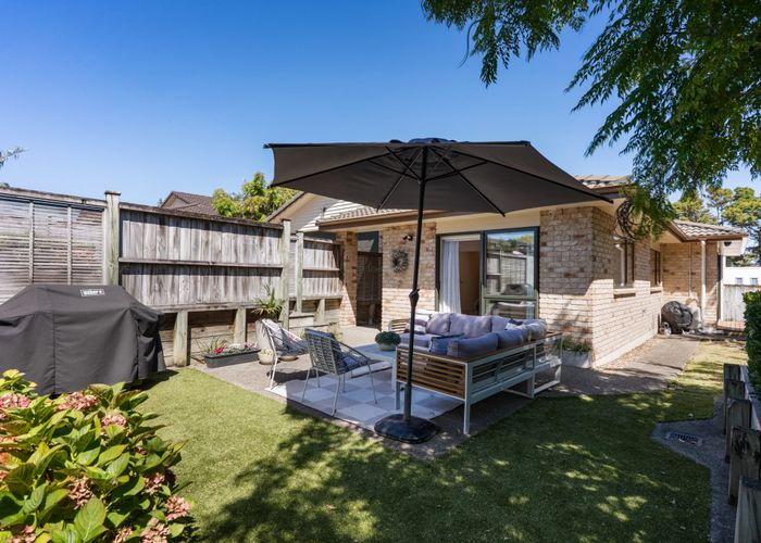  at 52B Rodney Street, Howick, Manukau City, Auckland