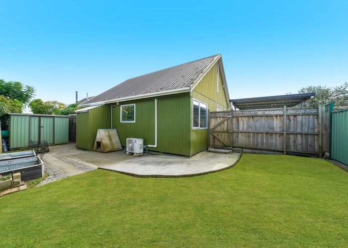  at 1/11 Honey Place, Weymouth, Manukau City, Auckland