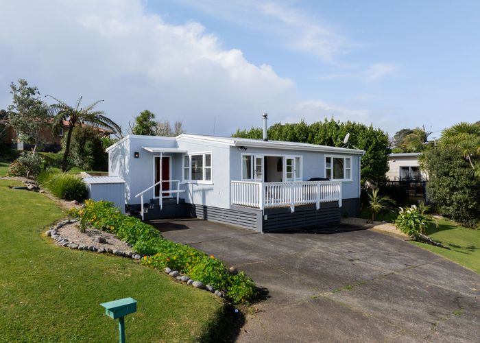  at 4 Violet Street, Raglan