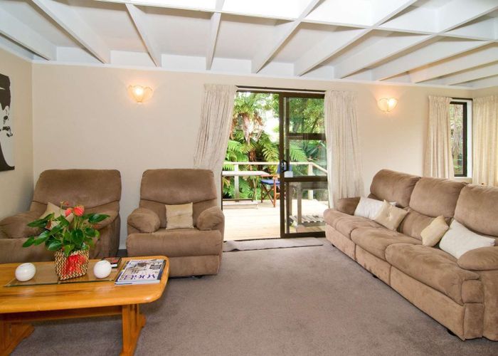  at 1B Harbutt Avenue, Mount Albert, Auckland City, Auckland