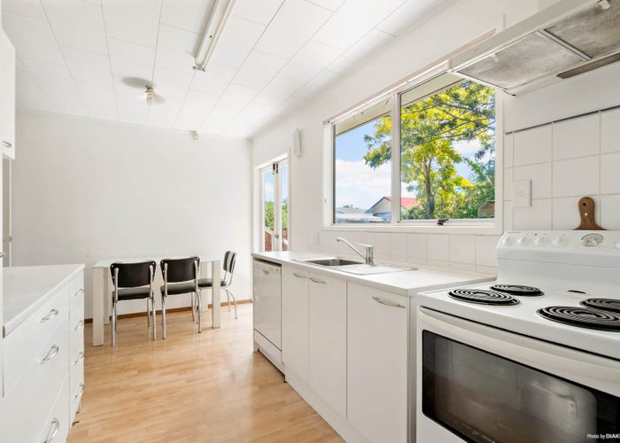  at 1/118 Hillcrest Road, Papatoetoe, Auckland
