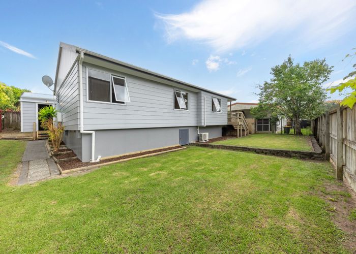  at 23 Meadowvale Rise, Titirangi, Auckland