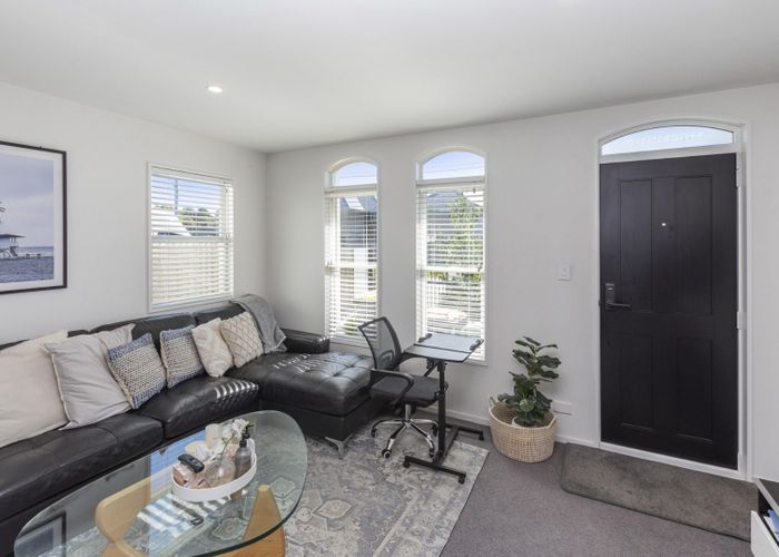  at 10 Burke Street, Addington, Christchurch City, Canterbury