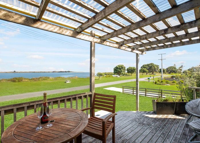 For sale 33 Birds Beach Road, Tapora, Rodney, Auckland homes.co.nz