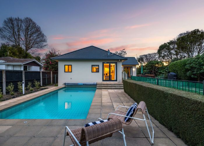  at 252 Waimairi Road, Ilam, Christchurch City, Canterbury