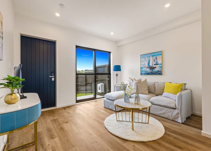  at 293C Flat Bush School Road, Flat Bush, Manukau City, Auckland