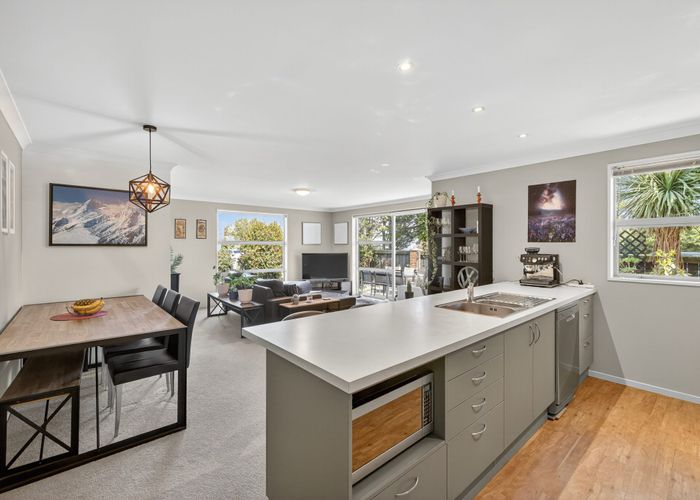  at 20 Lindores Street, Addington, Christchurch City, Canterbury