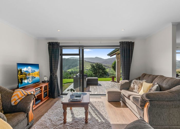  at 34 Spioenkop Road, Kaiwaka