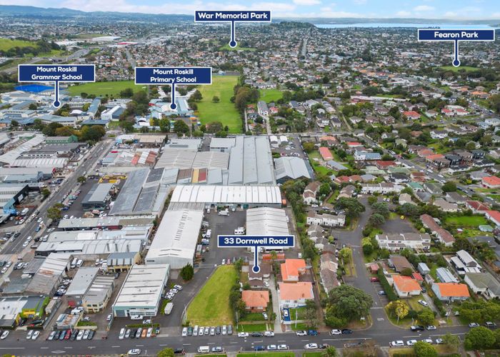  at 33 Dornwell Road, Mount Roskill, Auckland