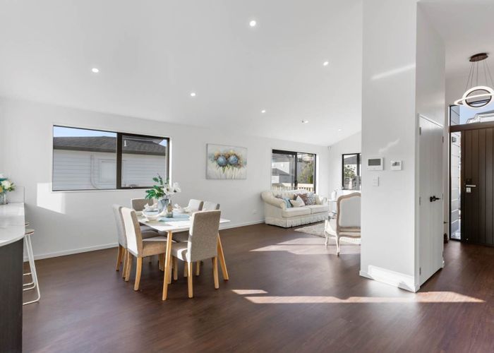  at 40 San Prospero Crescent, Henderson, Auckland