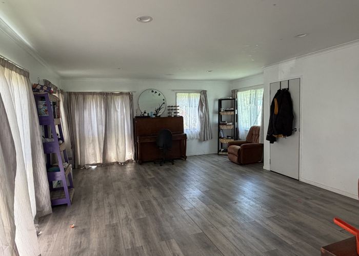  at 7 Whau Crescent, Avondale, Auckland City, Auckland