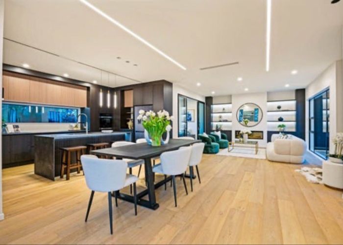  at 8B Eglinton Avenue, Mount Eden, Auckland City, Auckland
