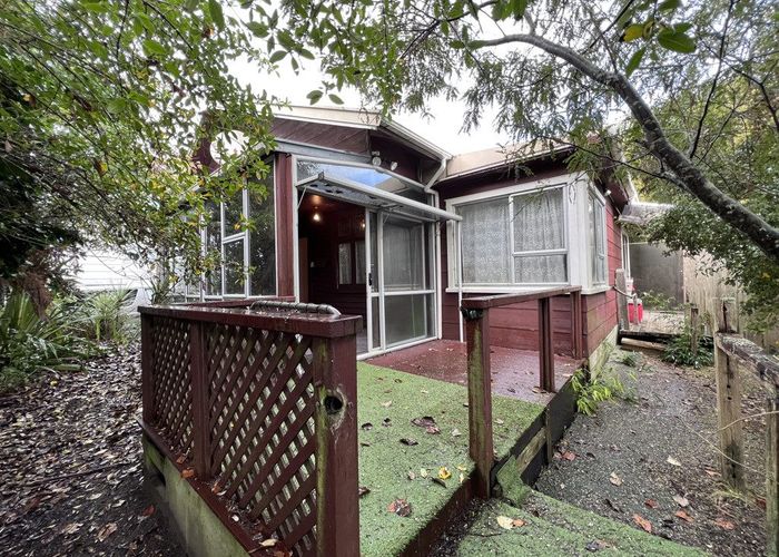  at 13A/13 Park Street, Hokitika