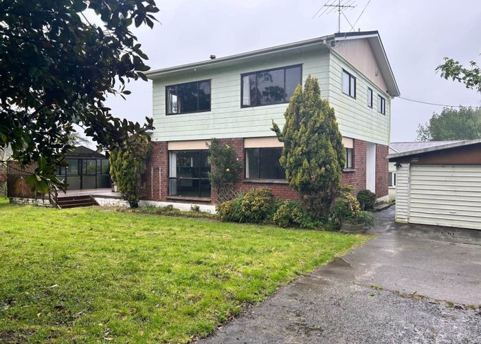  at 81 Blackbridge Road, Albany