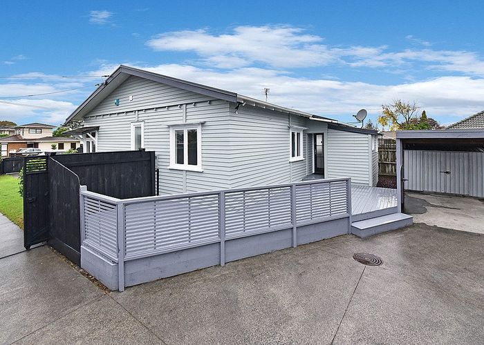  at 1/121 Carruth Road, Papatoetoe, Manukau City, Auckland