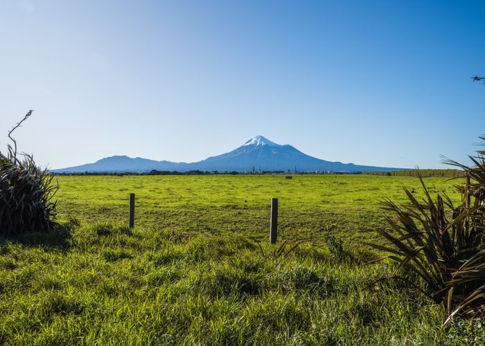  at 301 Tai Road, Ōpunake