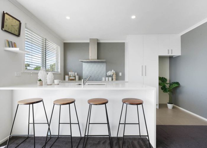  at 2/919 Mount Eden Road, Mount Eden, Auckland City, Auckland