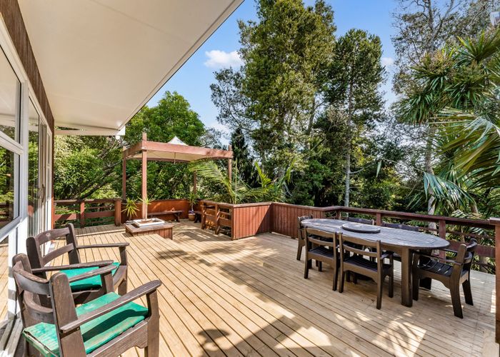  at 603 East Coast Road, Browns Bay, Auckland