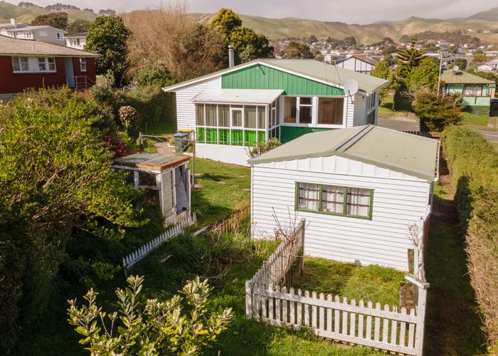  at 40 Niagara Street, Waitangirua, Porirua
