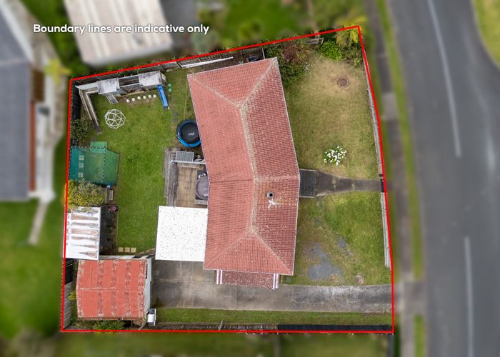  at 32 Chatsworth Crescent, Pakuranga Heights, Manukau City, Auckland