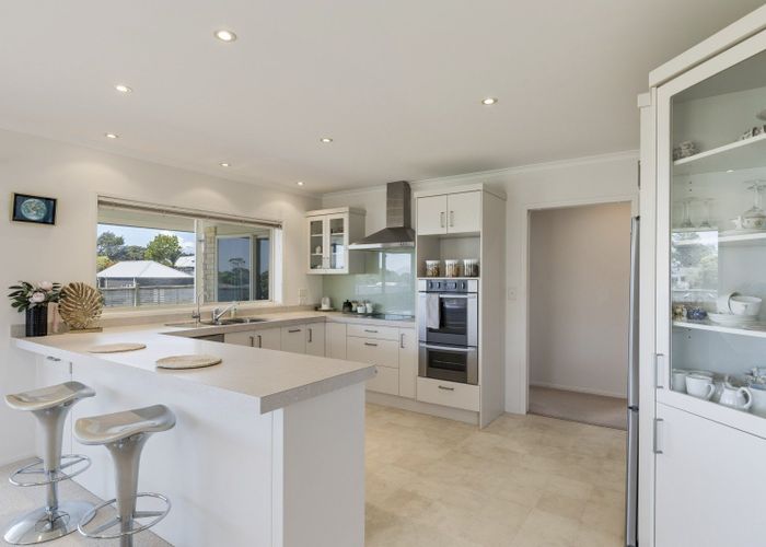  at 39 Alberta Road, Glen Avon, New Plymouth