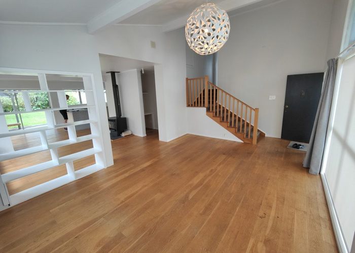  at 16 Samuel Place, Queenwood, Hamilton