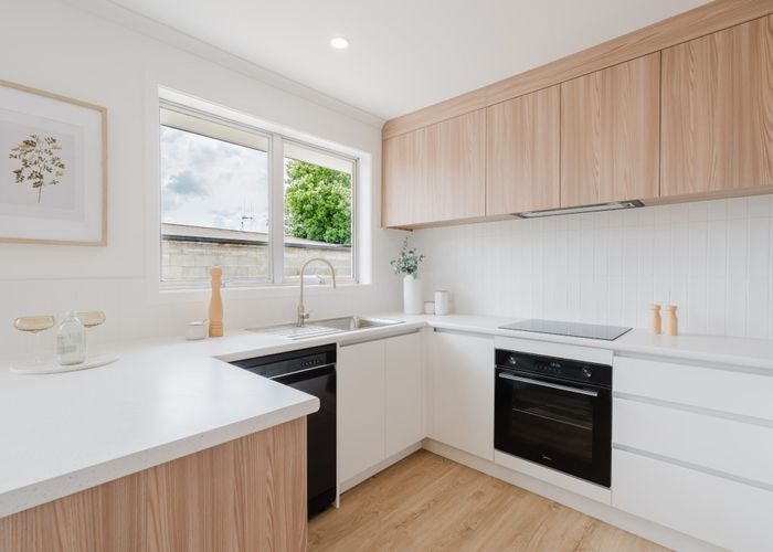  at 5 Hugh Place, St Andrews, Hamilton