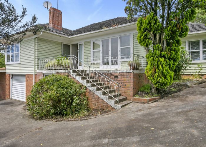  at 35 Glenfern Road, Mellons Bay, Auckland