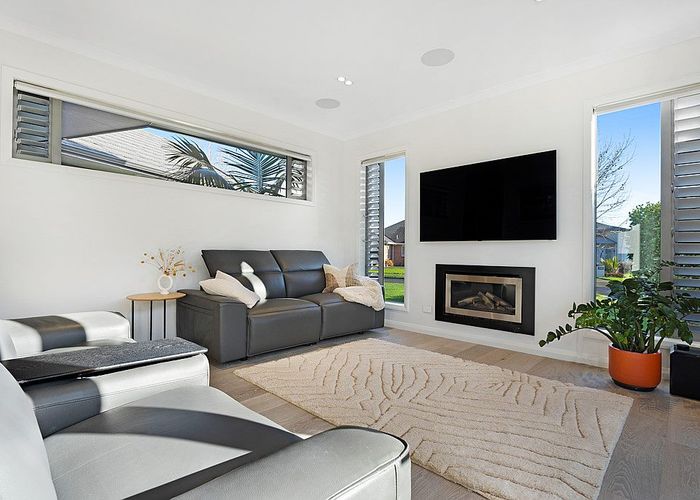  at 14 Lombardia Way, Karaka, Papakura