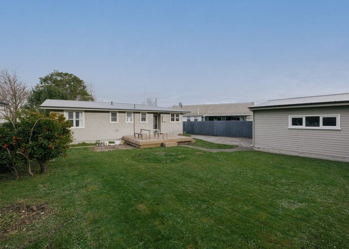  at 25 Mokau Place, Terrace End, Palmerston North