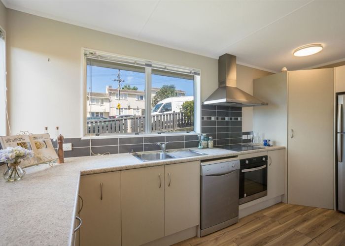  at 66 Sievers Grove, Cannons Creek, Porirua