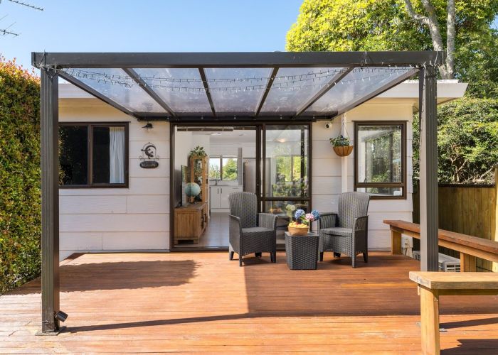  at 6B Orton Street, Glenfield, North Shore City, Auckland