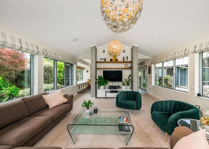  at 4 Ferndale Drive, Waikanae, Kapiti Coast, Wellington