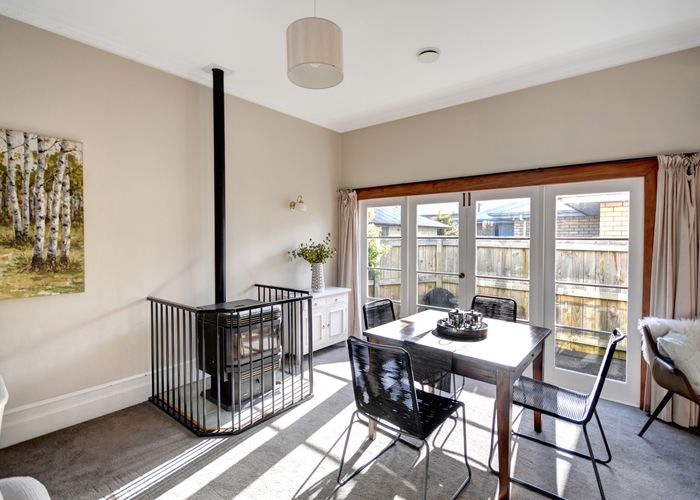  at 21 Queens Drive, Saint Kilda, Dunedin