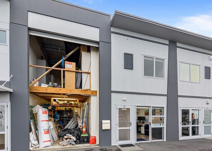  at 2/15 Lovell Court, Albany, North Shore City, Auckland
