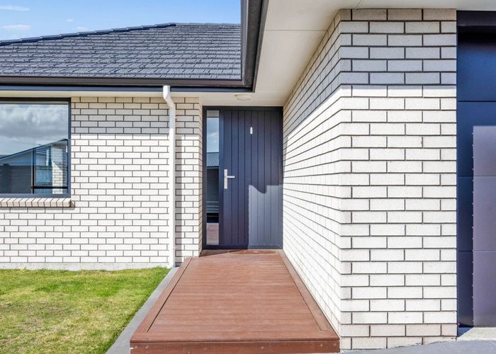  at 66 Murray Avenue, Hawera