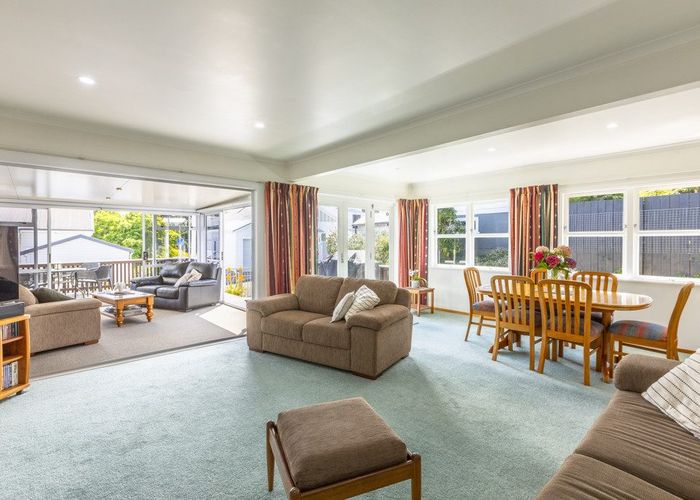  at 16 Gladstone Road, Bluff Hill, Napier, Hawke's Bay