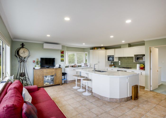  at 76A Churchill Drive, Taradale, Napier, Hawke's Bay