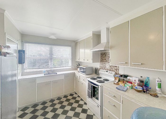  at 10 Lindsey Crescent, Springvale, Whanganui, Manawatu / Whanganui