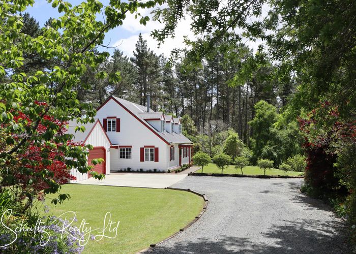  at 3251 Paparoa-Oakleigh Road, Paparoa, Paparoa