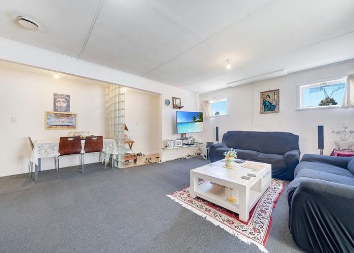  at 26 Valonia Street, New Windsor, Auckland City, Auckland