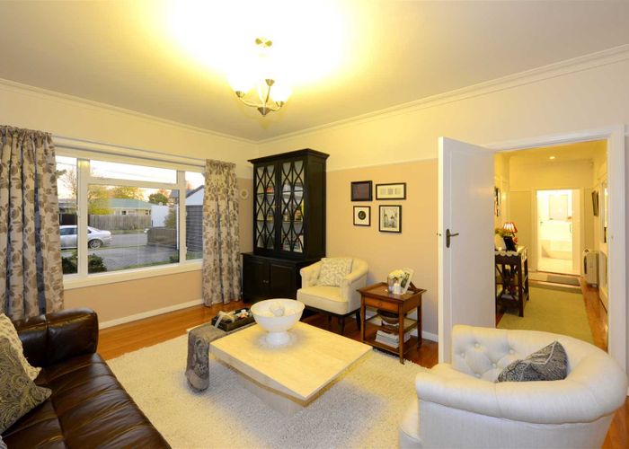 at 60 Middlepark Road, Sockburn, Christchurch