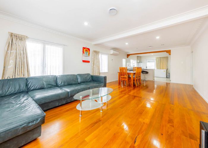  at 1/10 Hamilton Road, Papatoetoe, Auckland