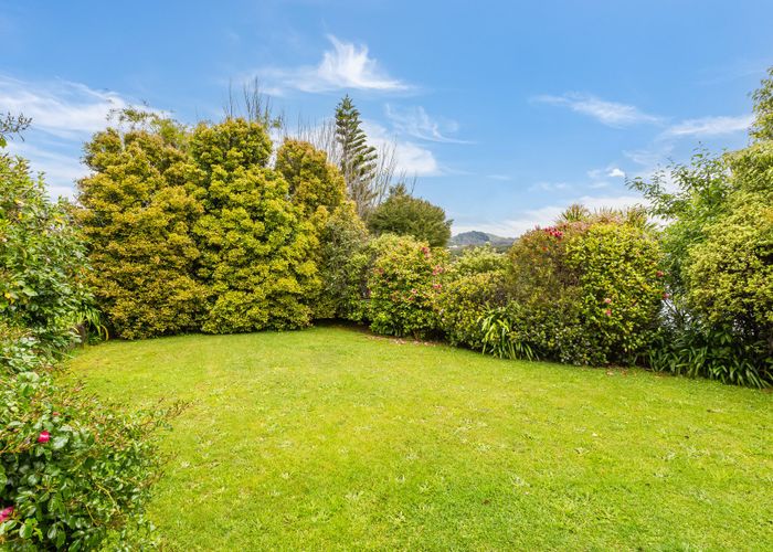  at 21 Saunders Close, Whitby, Porirua, Wellington