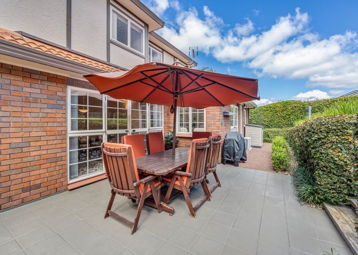  at 32 Reflection Drive, West Harbour, Waitakere City, Auckland