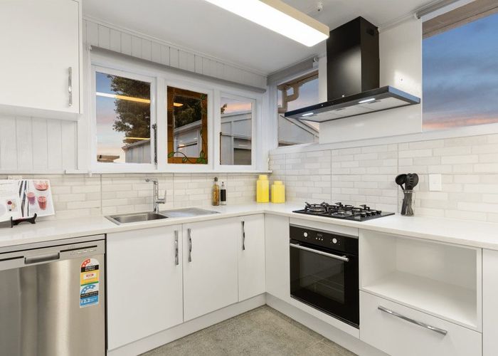  at 240E Great North Road, Henderson, Waitakere City, Auckland