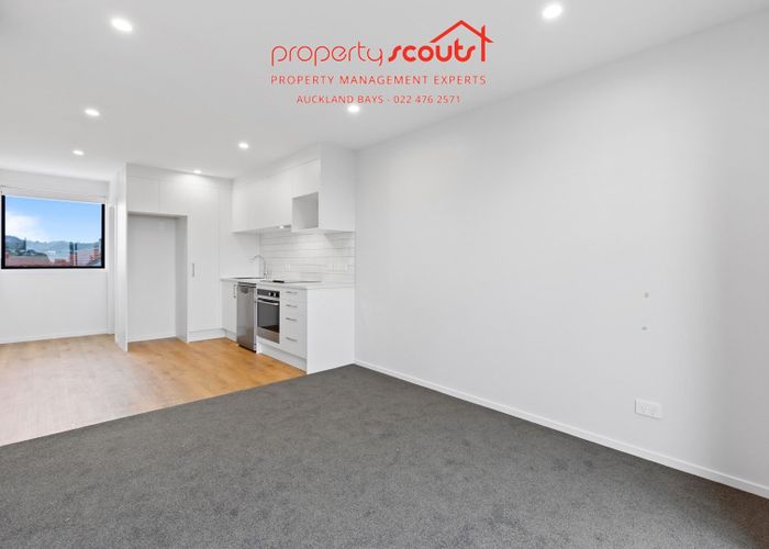  at 1 Fruitvale Road, New Lynn, Waitakere City, Auckland