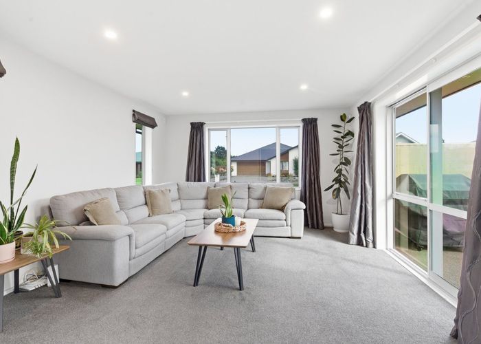  at 23 Luxembourg Crescent, Halswell, Christchurch City, Canterbury