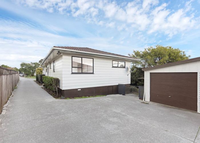  at 1/67 Lewisham Street, Highland Park, Manukau City, Auckland