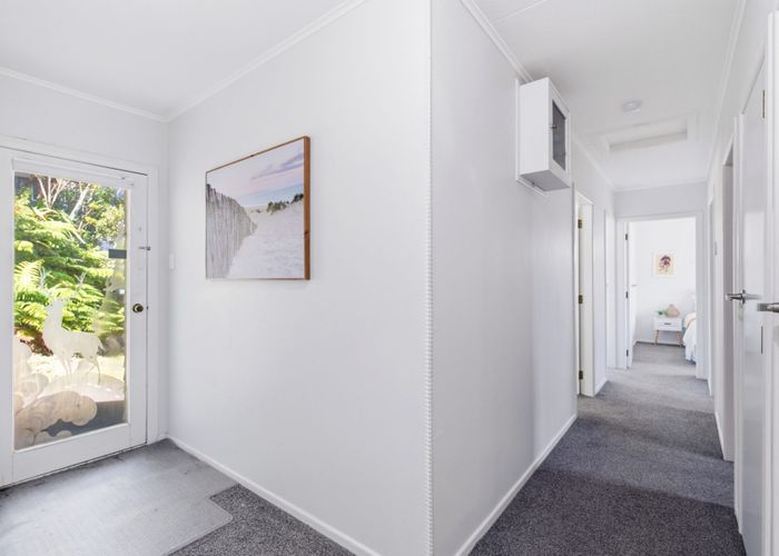  at 28 Batchelor Street, Newlands, Wellington, Wellington